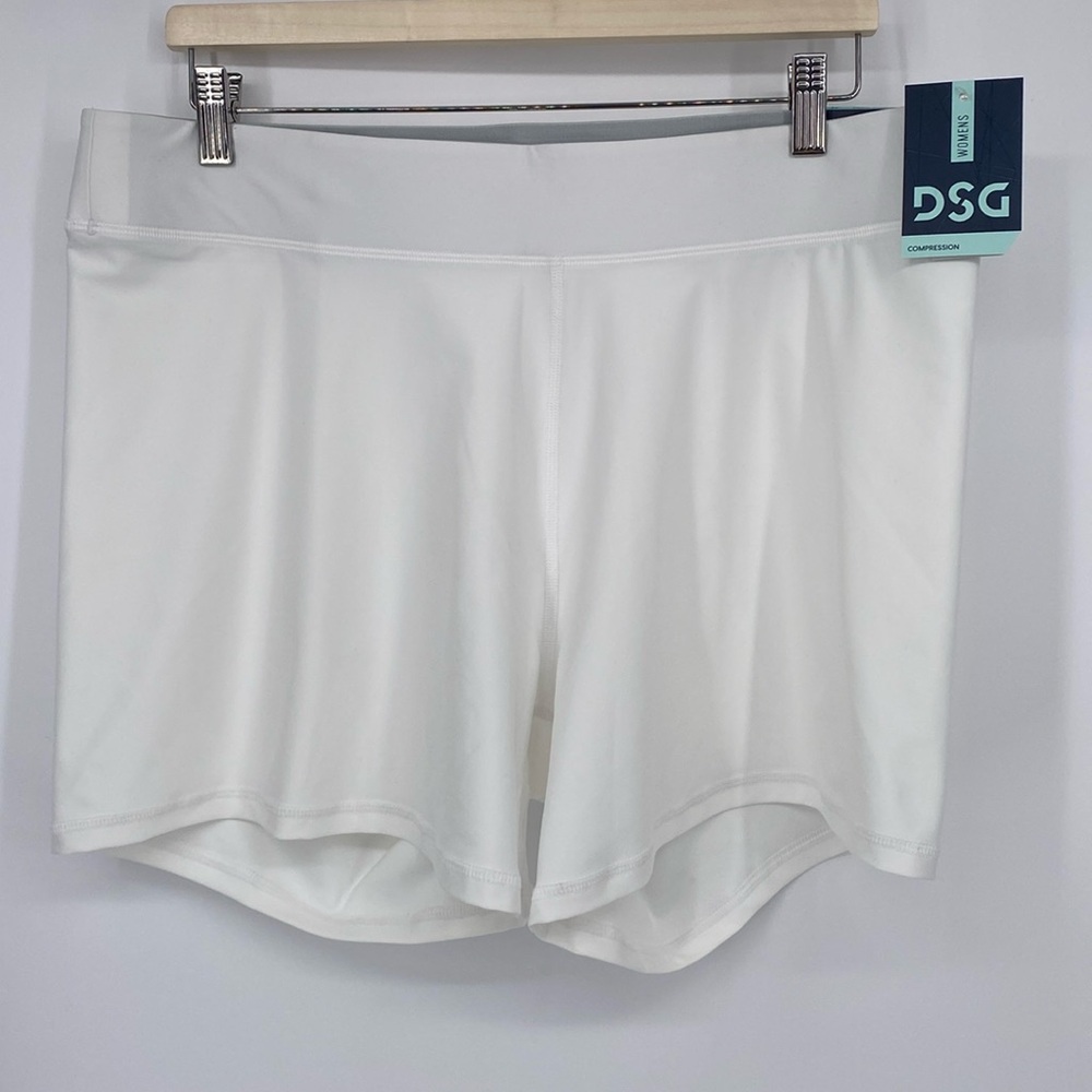DSG Women's Core Compression Mid Rise 5" Short White 2X